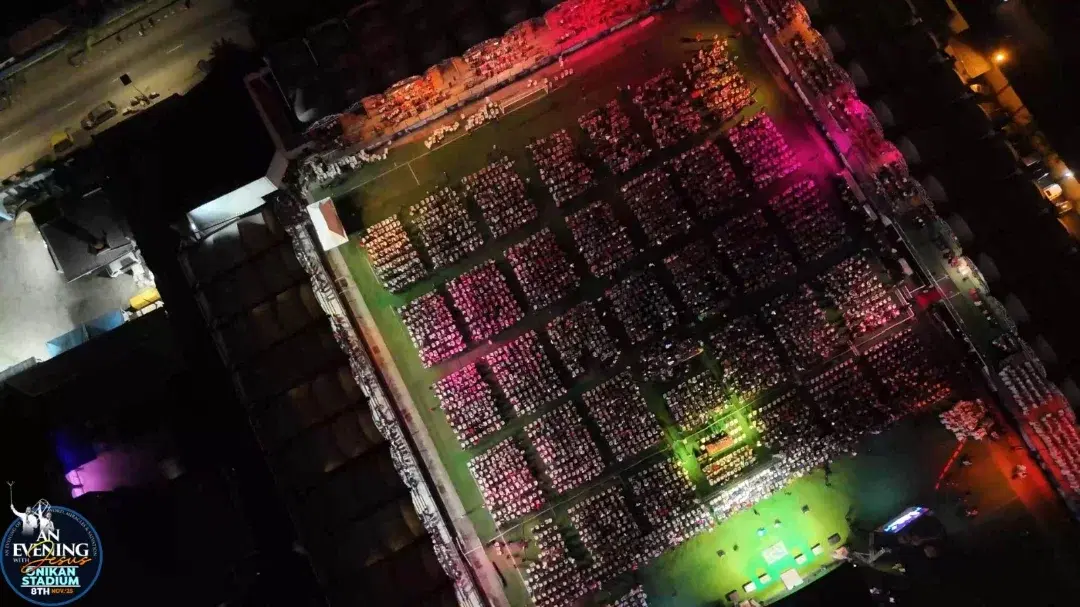 Aerial view of thousands gathered at An Evening With Jesus