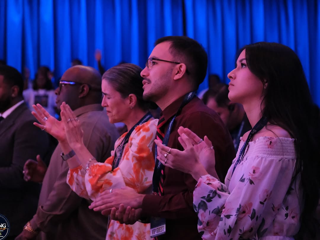 Attendees moved in worship at An Evening With Jesus, Texas