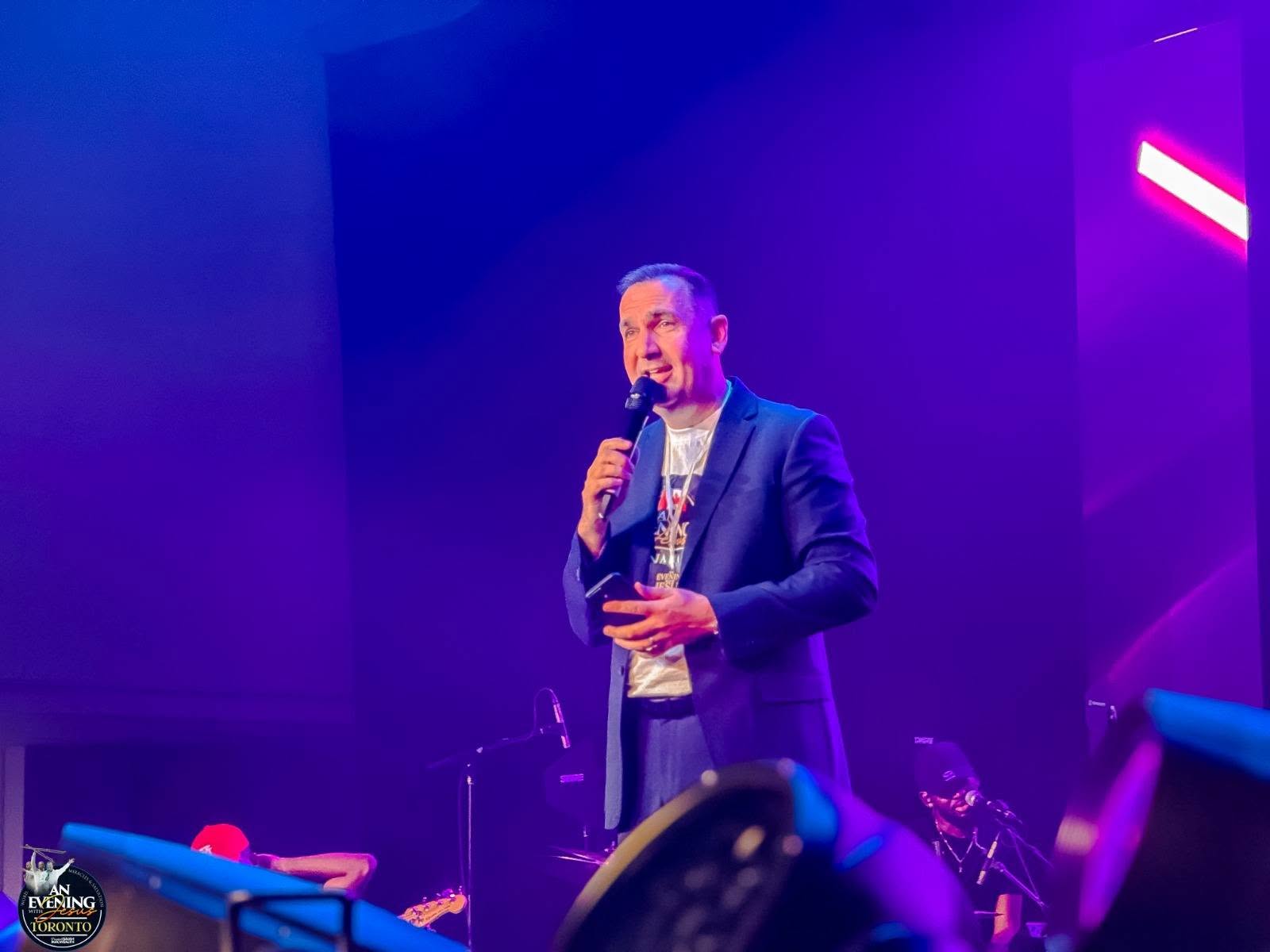 An Evening With Jesus – Toronto gallery image 19