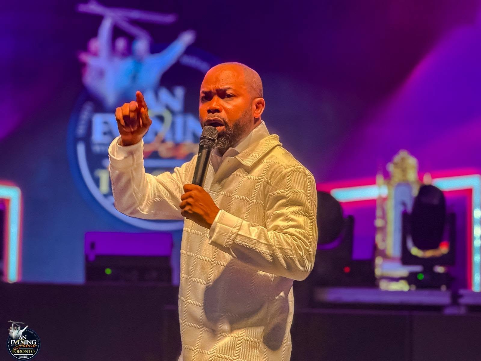 An Evening With Jesus – Toronto gallery image 14