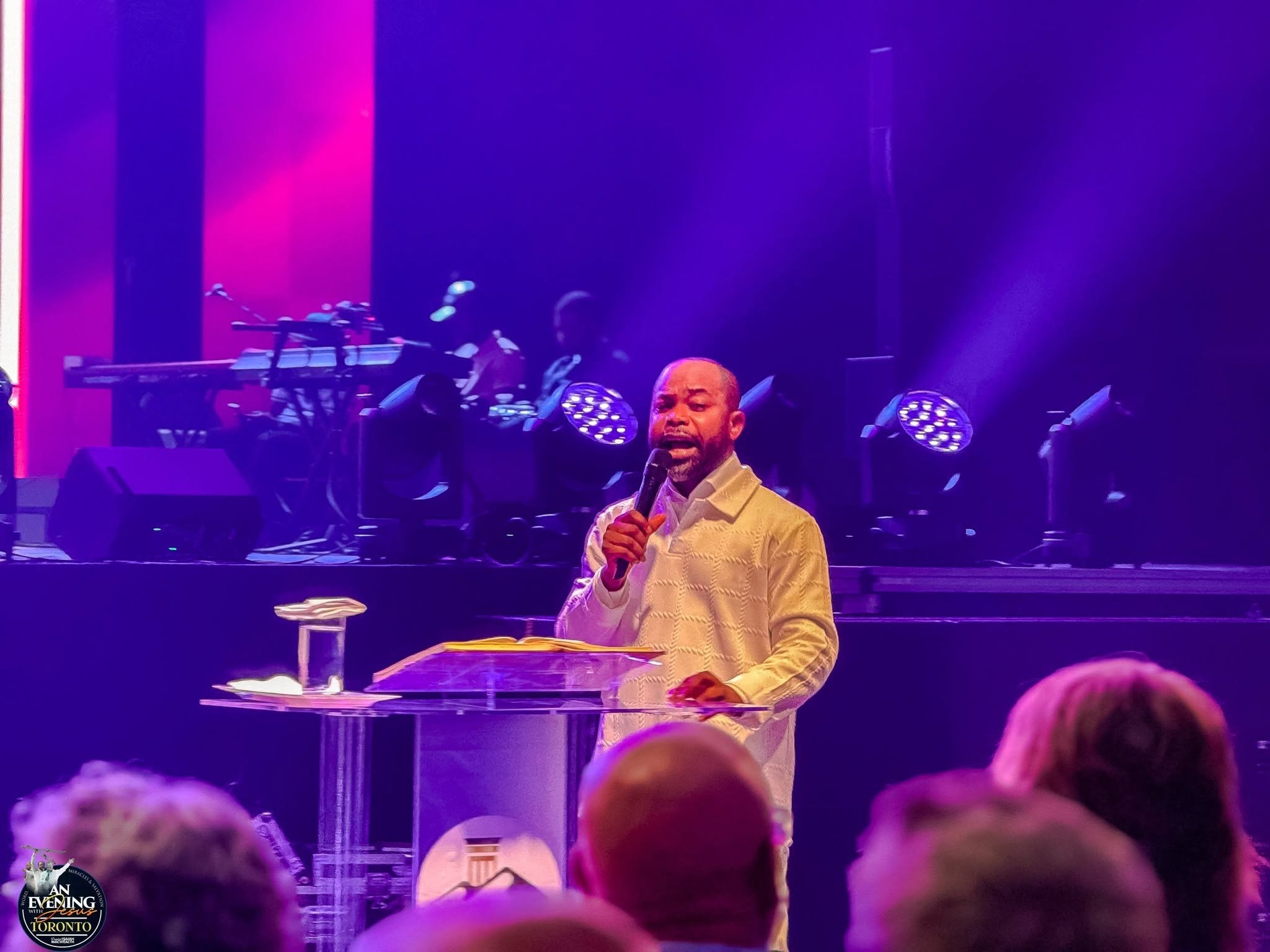 An Evening With Jesus – Toronto gallery image 64